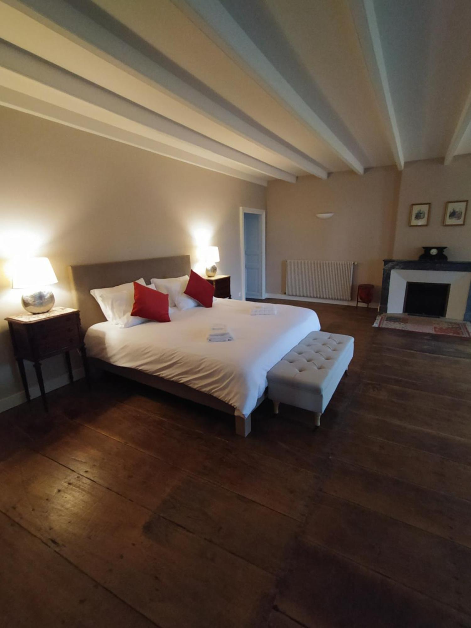 Langlade Estate Villa Montboyer Buitenkant foto