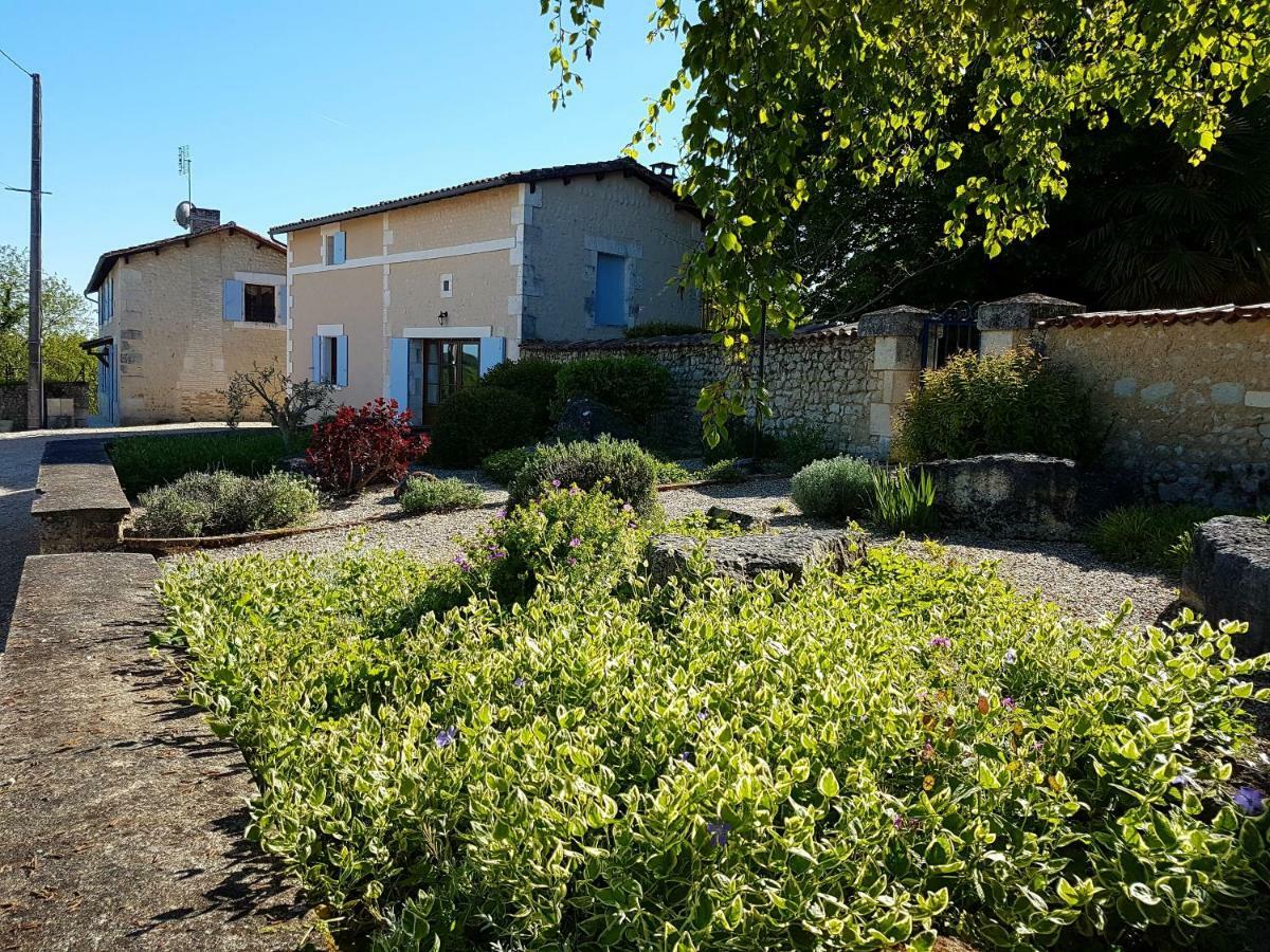 Langlade Estate Villa Montboyer Buitenkant foto